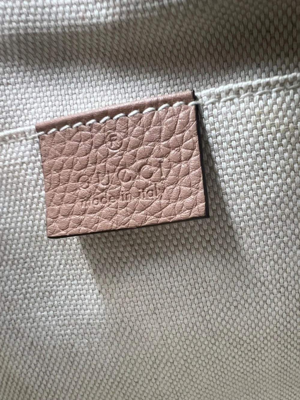GUCCI Pebbled Calfskin Small Soho Disco Bag Preloved